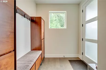 9728 N Alder St, Camas, WA 98607 - Photo 6