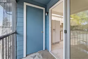 2330 SE Brookwood Ave, Hillsboro, OR 97123 - Photo 18