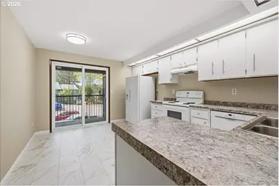2330 SE Brookwood Ave #221, Hillsboro, OR 97123 - Photo 8