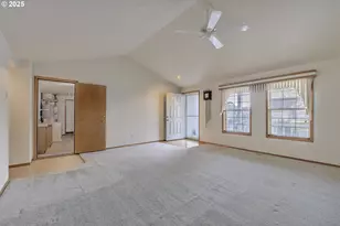 1722 Hartford Dr, Forest Grove, OR 97116 - Photo 6