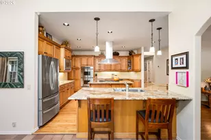 3855 Rivers Edge Dr, Lake Oswego, OR 97034 - Photo 18