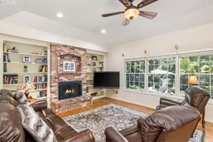 3855 Rivers Edge Dr, Lake Oswego, OR 97034 - Photo 20