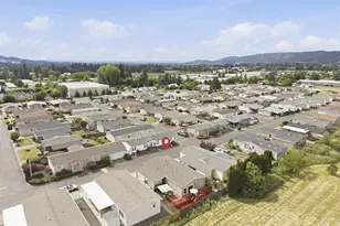 1000 S McKern Ct, Newberg, OR 97132 - Photo 36