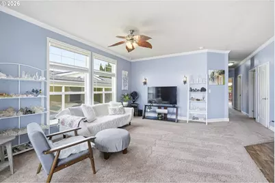 1000 S McKern Ct #16, Newberg, OR 97132 - Photo 6