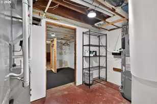 832 NE 29th Ave, Portland, OR 97232 - Photo 36