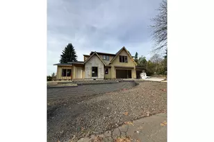 12850 Alto Park Rd, Lake Oswego, OR 97034 - Photo 2