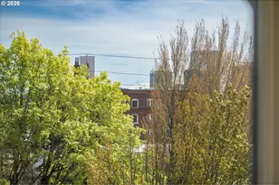 2141 NW Davis St, Portland, OR 97210 - Photo 32