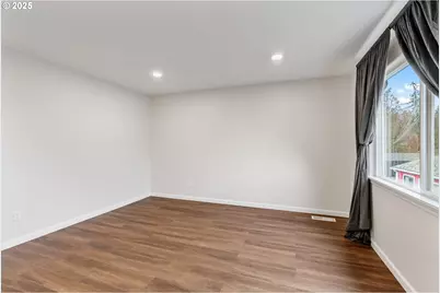 1189 S Aspen Way, Canby, OR 97013 - Photo 28