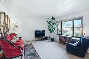 2045 Tualatin St, Saint Helens, OR 97051 - Photo 8