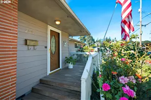 2045 Tualatin St, Saint Helens, OR 97051 - Photo 4