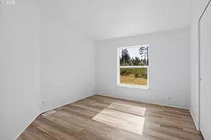 40071 Gates School Rd, Gates, OR 97346 - Photo 26