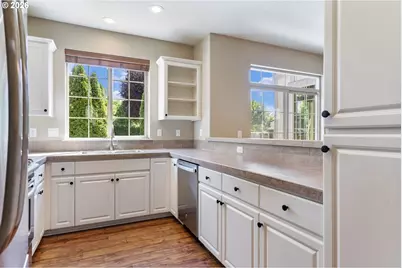 16845 NW Vetter Drive, Portland, OR 97229 - Photo 12