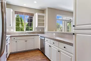 16845 Northwest Vetter Drive, Portland, OR 97229 - Photo 12
