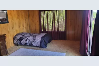 522 SE Hillside Dr, Roseburg, OR 97470 - Photo 18