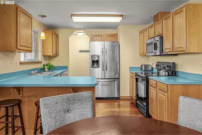 19326 Rollins St, Oregon City, OR 97045 - Photo 18