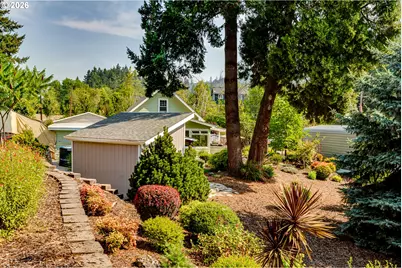 374 E Main St, Lowell, OR 97452 - Photo 8