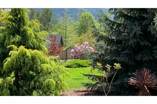 374 E Main St, Lowell, OR 97452 - Photo 34