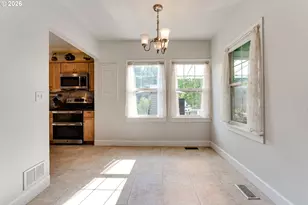 374 E Main St, Lowell, OR 97452 - Photo 22