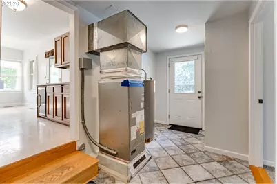 374 E Main St, Lowell, OR 97452 - Photo 26