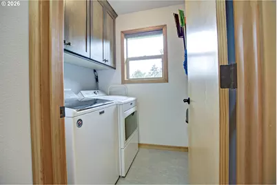 60300 Rays Way, Saint Helens, OR 97051 - Photo 16