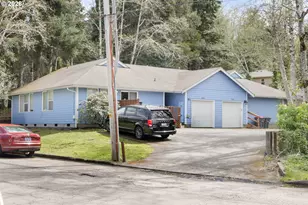 1601 Spruce Dr, Seaside, OR 97138 - Photo 2