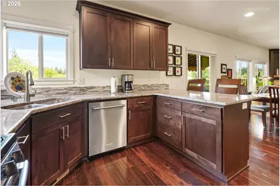 2847 Hidden Meadow Dr, McMinnville, OR 97128 - Photo 12