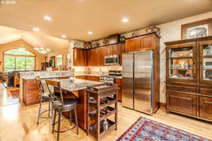 703 SE Anderson Ln, Gresham, OR 97080 - Photo 16