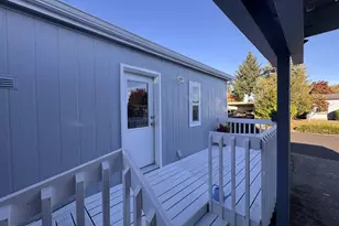1145 SW Cypress St, McMinnville, OR 97128 - Photo 36