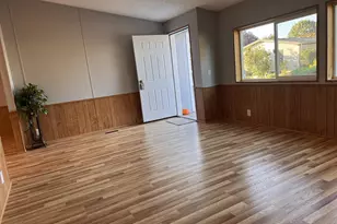 1145 SW Cypress St, McMinnville, OR 97128 - Photo 14