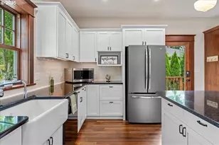 395 N Sheridan St, Mount Angel, OR 97362 - Photo 22