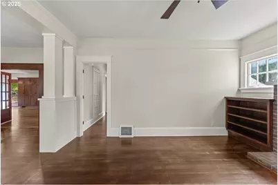 395 N Sheridan St, Mount Angel, OR 97362 - Photo 10