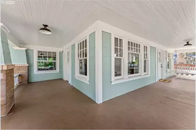 395 N Sheridan St, Mount Angel, OR 97362 - Photo 8