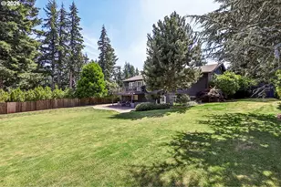 725 Marylhurst Dr, West Linn, OR 97068 - Photo 40