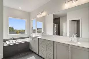 18060 SW Monashee Ln, Beaverton, OR 97007 - Photo 14