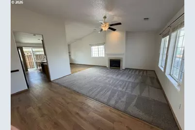 1660 N 18th St #12, Washougal, WA 98671 - Photo 6