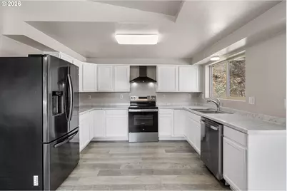 1604 Spring Brook Rd, Myrtle Creek, OR 97457 - Photo 12