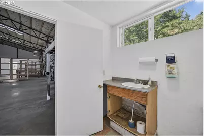 85340 Highway 101, Florence, OR 97439 - Photo 22
