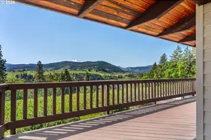 2250 Riverdale Rd, Hood River, OR 97031 - Photo 34