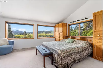 2250 Riverdale Rd, Hood River, OR 97031 - Photo 16