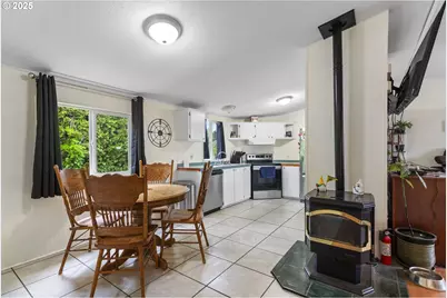 2614 48th Ave, Longview, WA 98632 - Photo 16