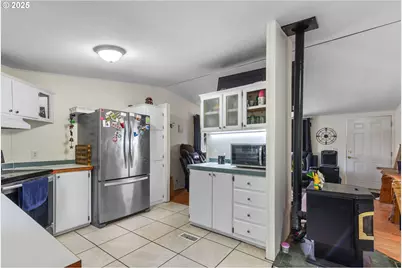 2614 48th Ave, Longview, WA 98632 - Photo 14