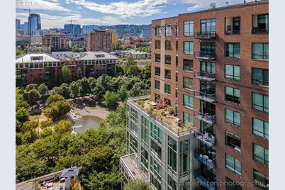 922 NW 11th Ave #404, Portland, OR 97209 - Photo 44