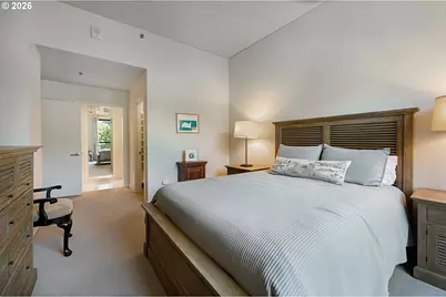 922 NW 11th Ave #404, Portland, OR 97209 - Photo 32