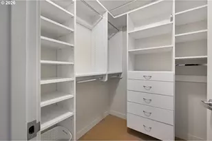 922 NW 11th Ave, Portland, OR 97209 - Photo 30