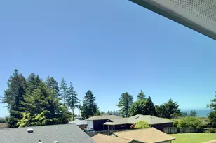 745 2nd St, Brookings, OR 97415 - Photo 12