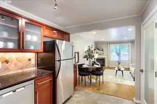4830 SE Stark St, Portland, OR 97215 - Photo 12