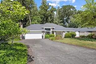 1731 NW Doral St, McMinnville, OR 97128 - Photo 2