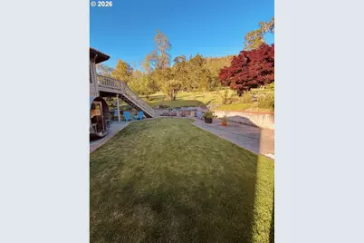 598 Winter Creek Ln, Roseburg, OR 97471 - Photo 6