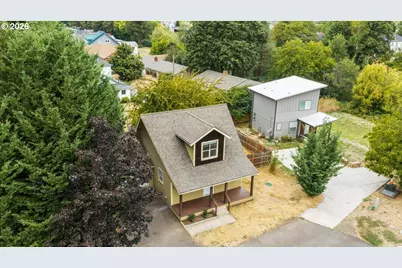319 SE Sheridan Rd, Sheridan, OR 97378 - Photo 24