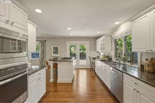 6435 SW 90th Ave, Portland, OR 97223 - Photo 18
